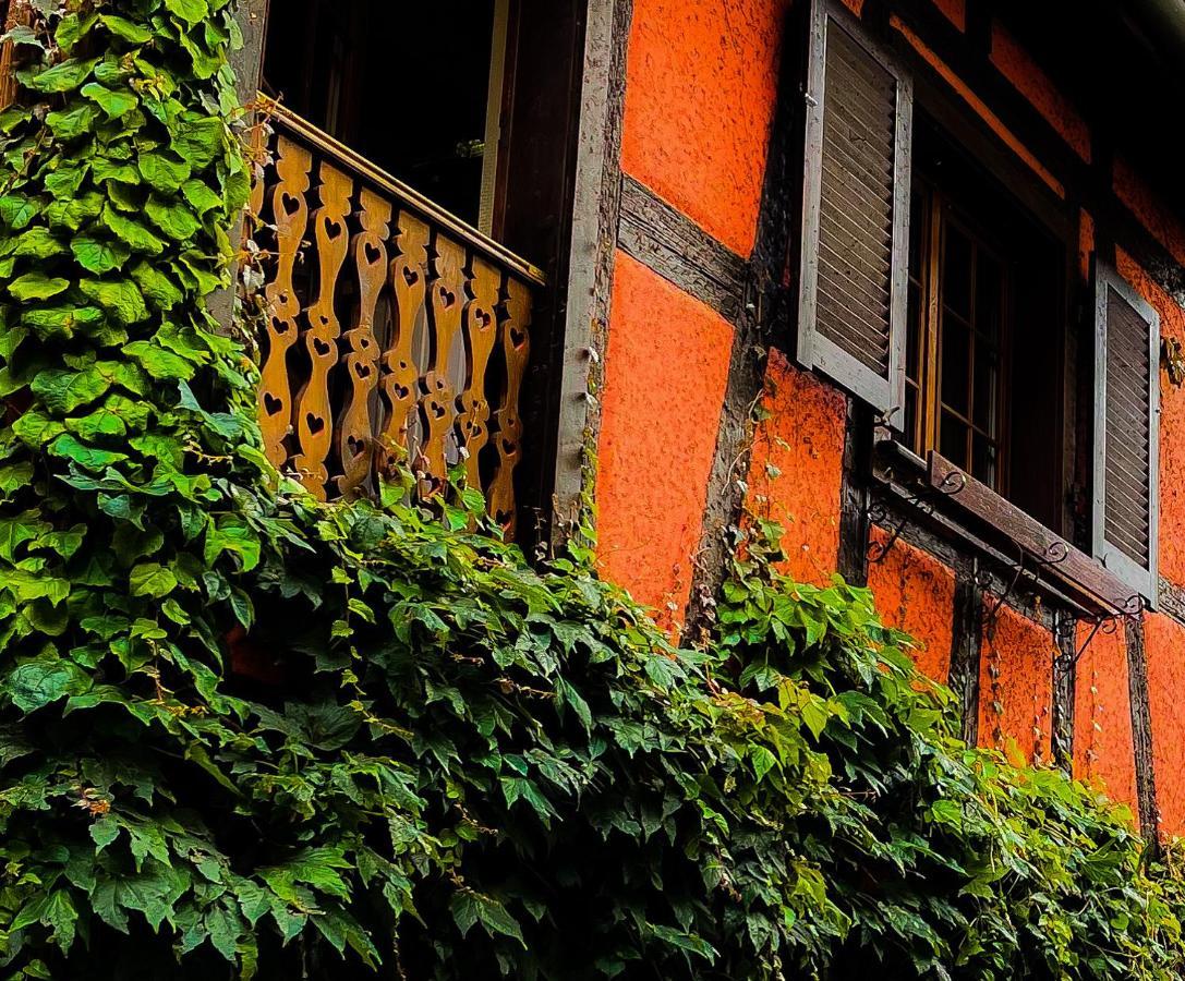 La Maison Rouge Au Coeur De La Ville. Riquewihr Esterno foto